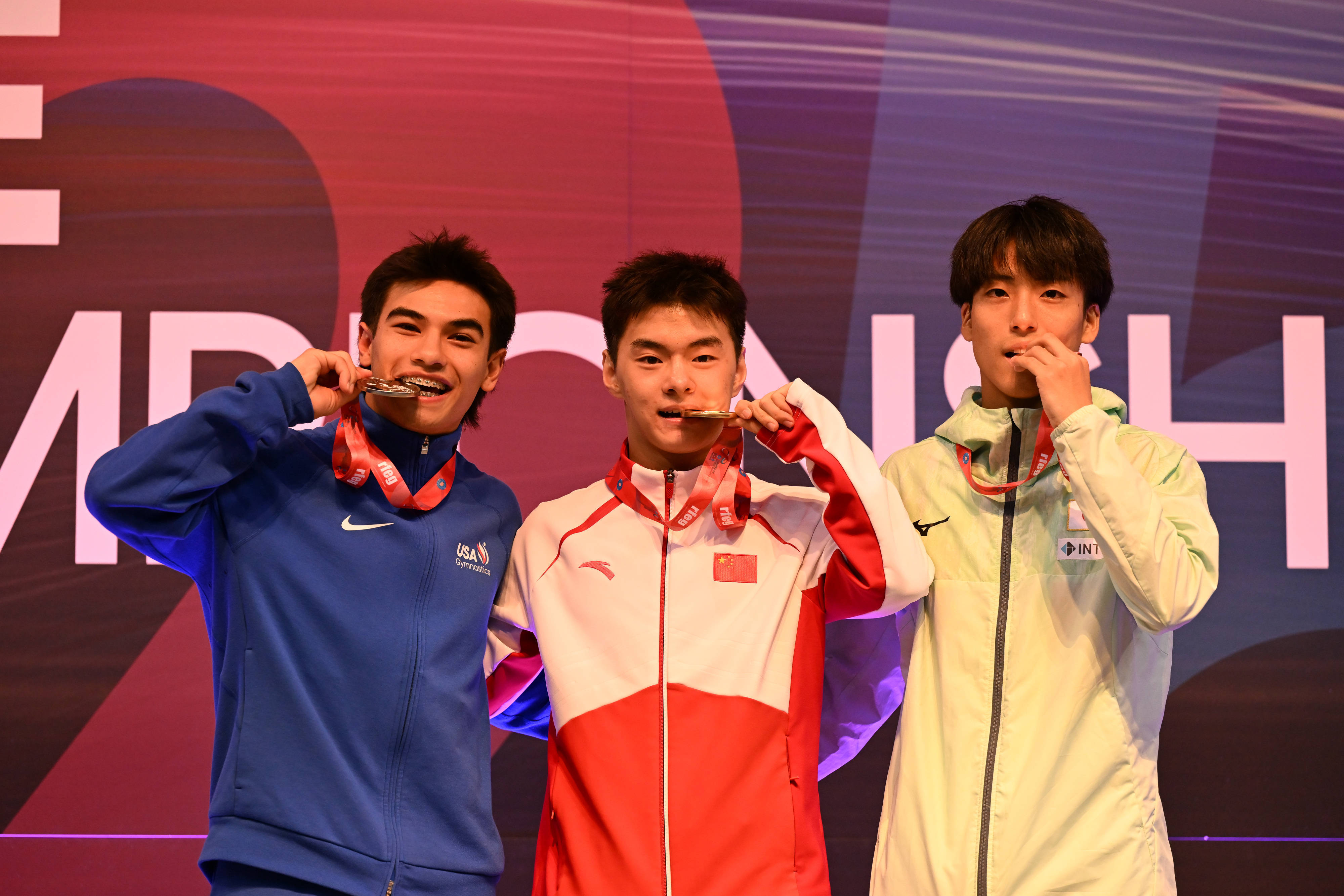 （体育）蹦床——世锦赛：收官日中国队收获三金