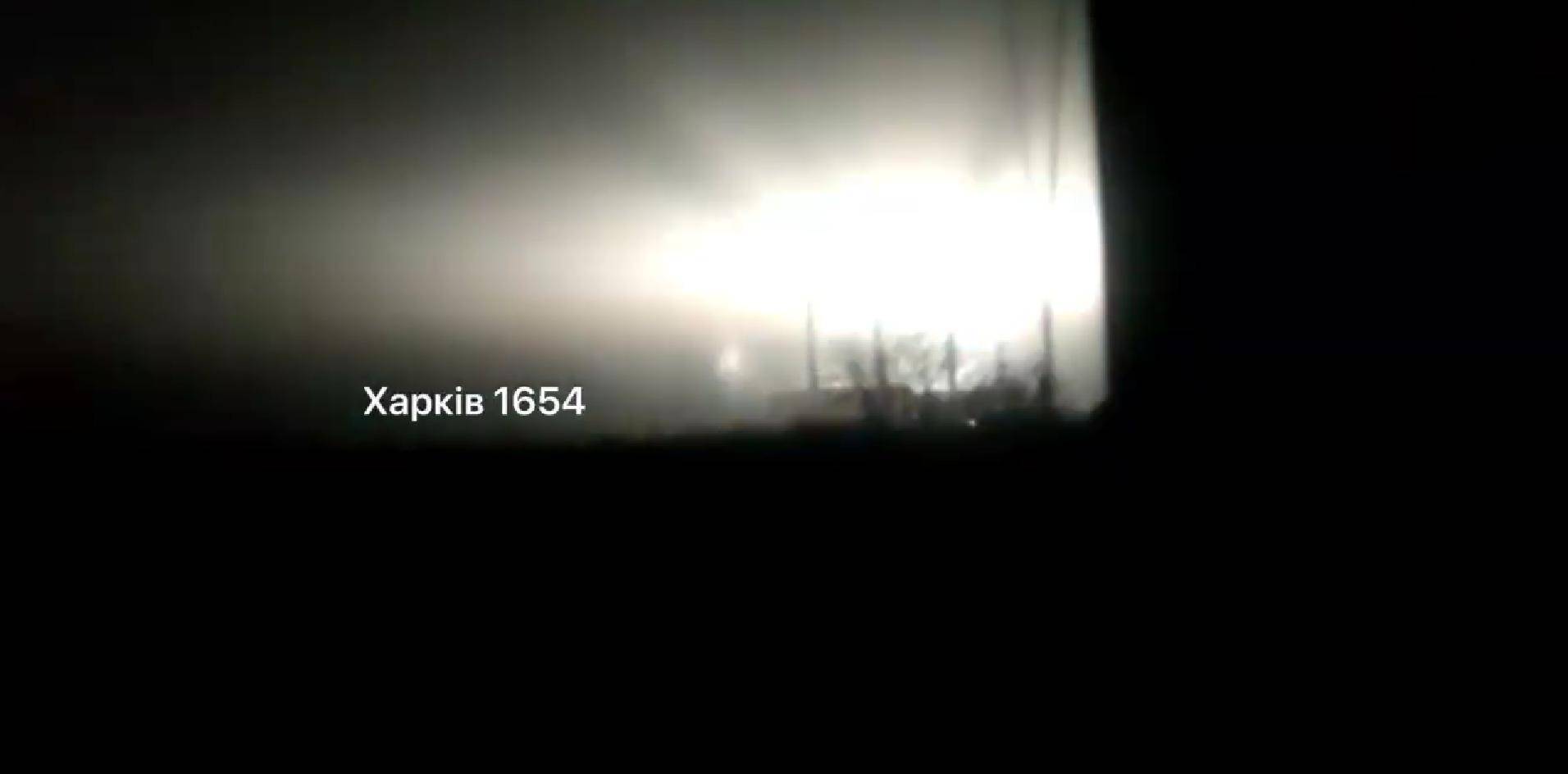 乌克兰全黑了！核打击前最后警告，俄军发射13枚“全球禁止”导弹