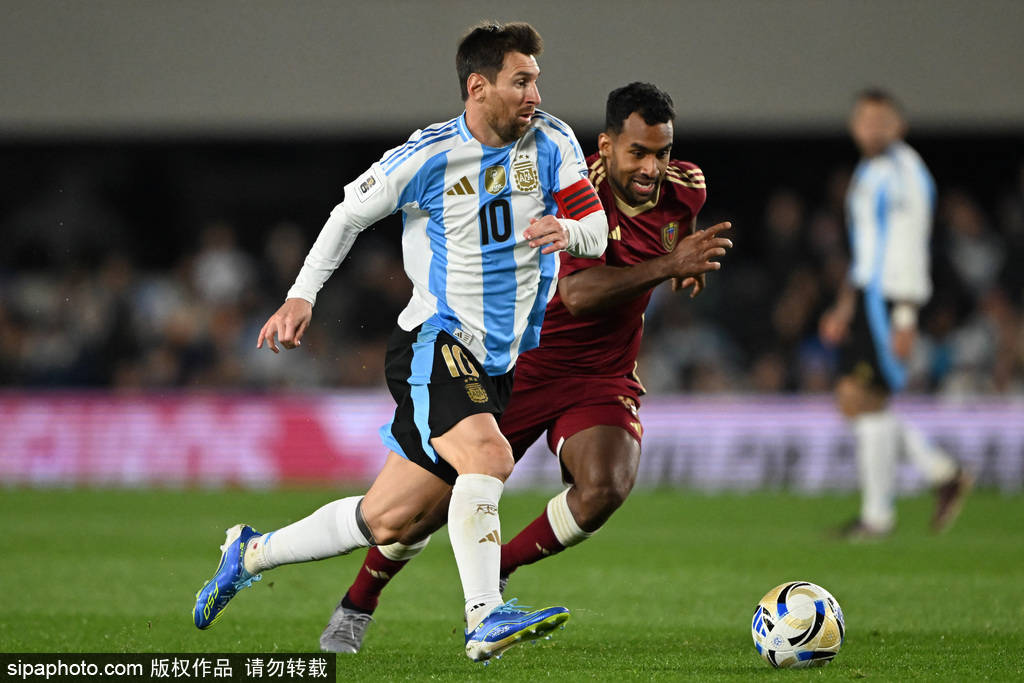 观战台：法国荷兰葡萄牙赢球进世界杯 英格兰力争七连胜